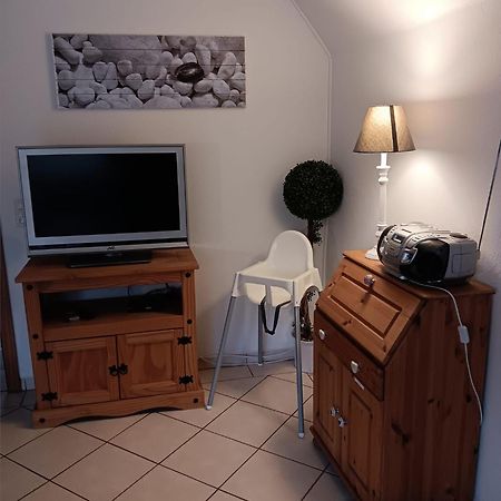 Ostsee-Ferienwohnung-Nautikuss Wangels 外观 照片